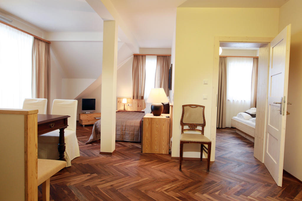 Hotel Fahrnberger Göstling an der Ybbs Pokoj fotografie